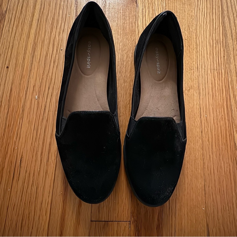 Easy Spirit Black Suede Loafers (7.5M) – Comfort Slip-On Academic Chic